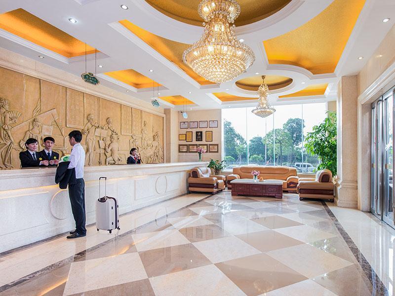Vienna Hotel Shenzhen Shangjin Center Ngoại thất bức ảnh